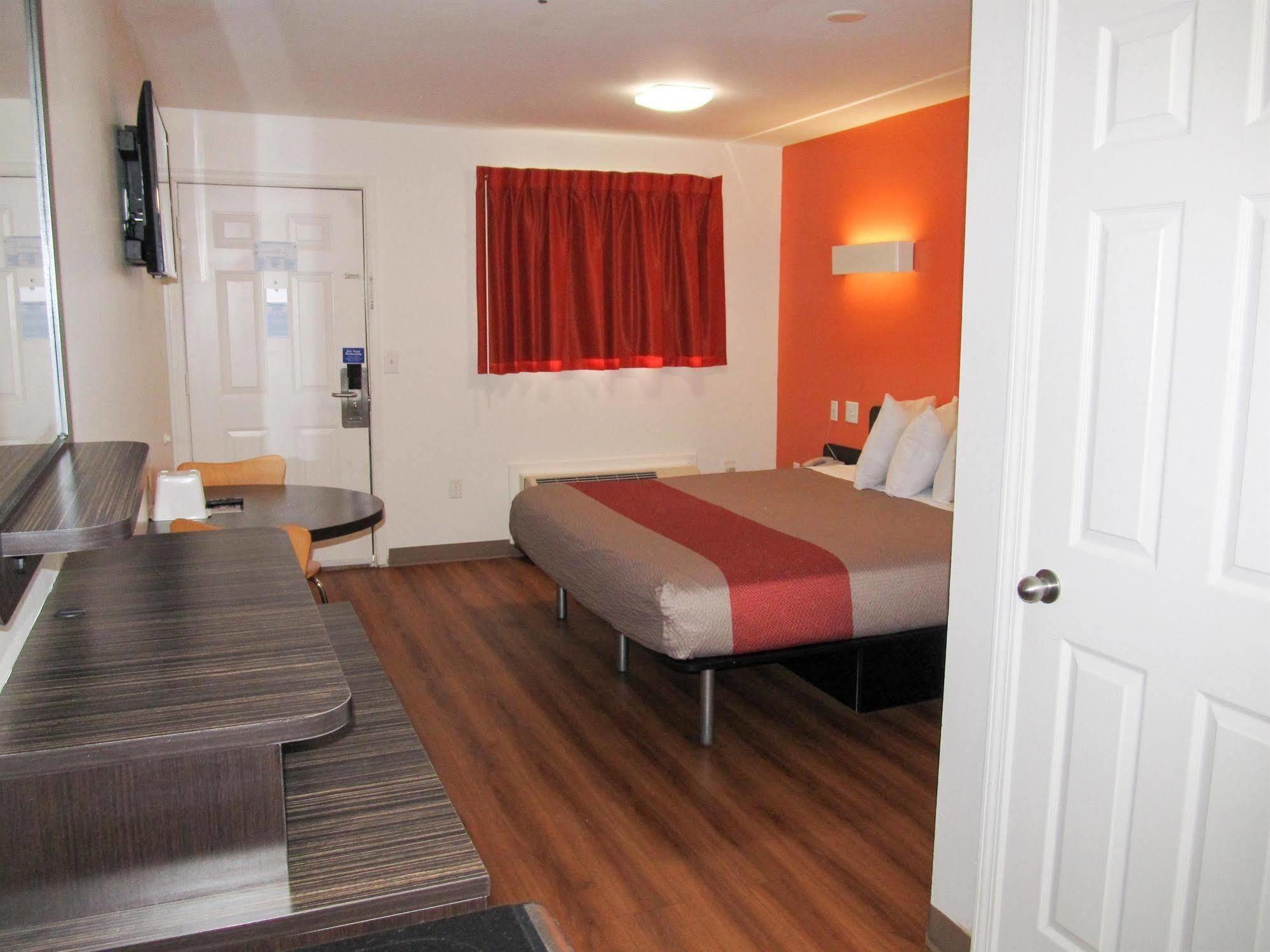 Motel 6-Greenville, Sc Екстериор снимка