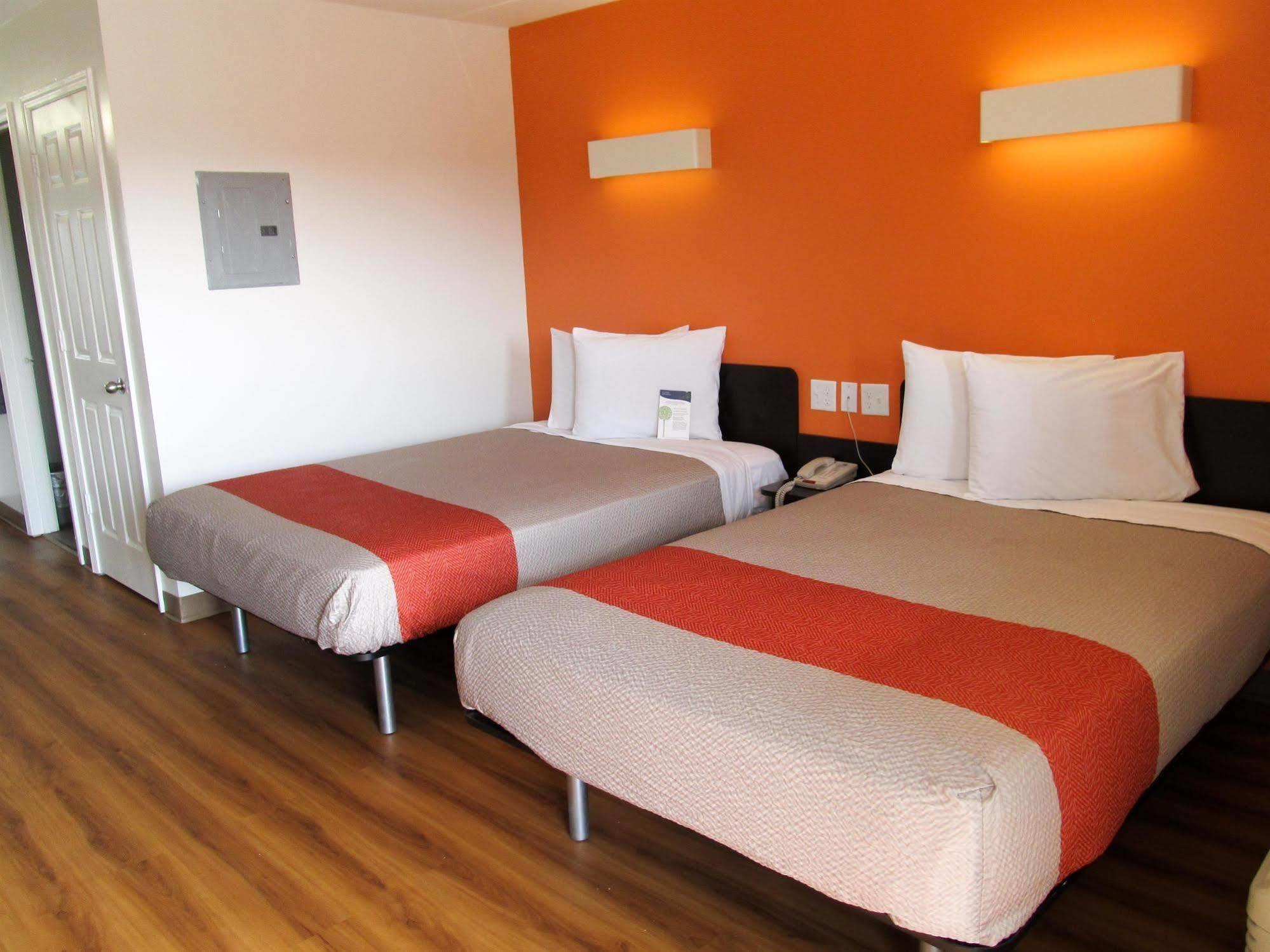 Motel 6-Greenville, Sc Екстериор снимка